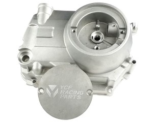 Prawa pokrywa silnika 125 YCF