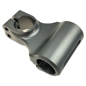 Wspornik kierownicy prawy Mini GP YCF