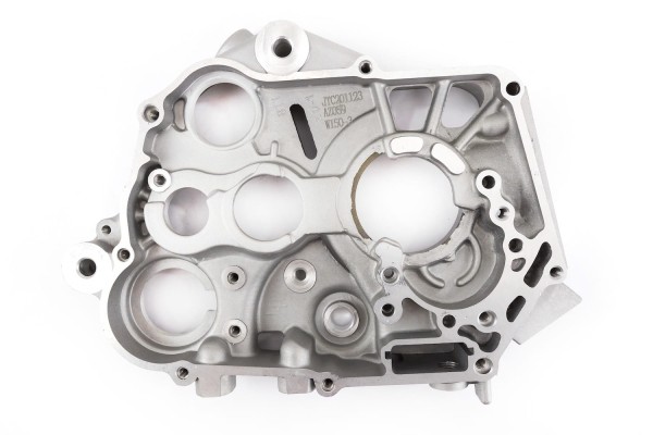 Karter silnika prawy Kayo 155 MRF